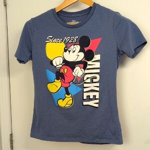 DISNEY BLUE T SHIRT SIZE SMALL